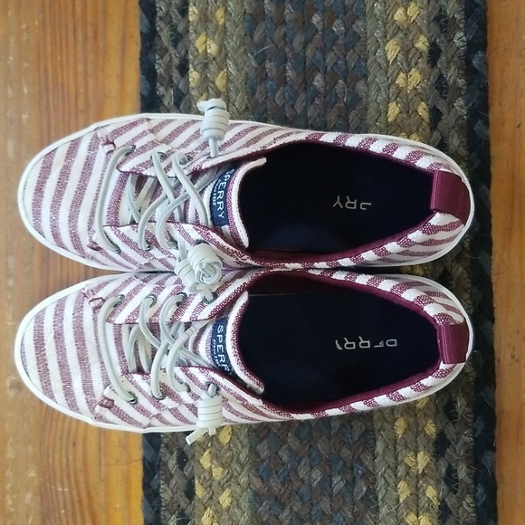 Women's Sperry Crest Vibe Canvas Sneaker red and white size 8.5 - Picture 6 of 7